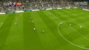  韦伯：桑切斯染红是因为他抬腿踢到了姆伯莫，这是一个鲁莽的行为